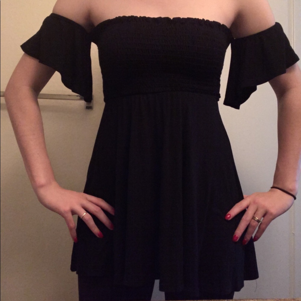 Off shoulder black top